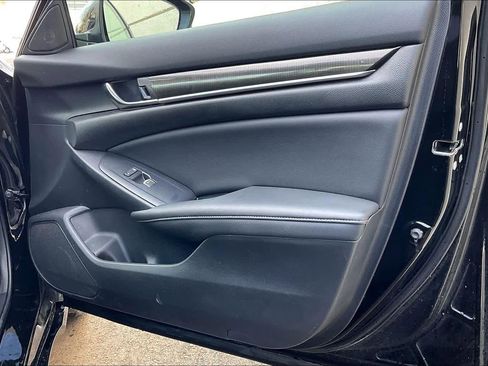 Used 2022 Honda Accord Sport image 22