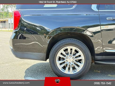 Used 2022 GMC Yukon XL SLT w/ SLT Luxury Package AWD/4WD image 11
