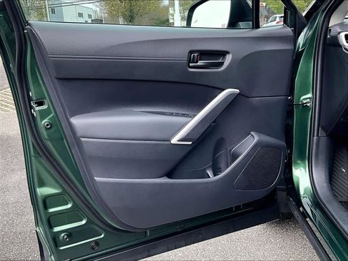 Used 2026 Toyota Corolla Cross LE w/ Moonroof Package image 9