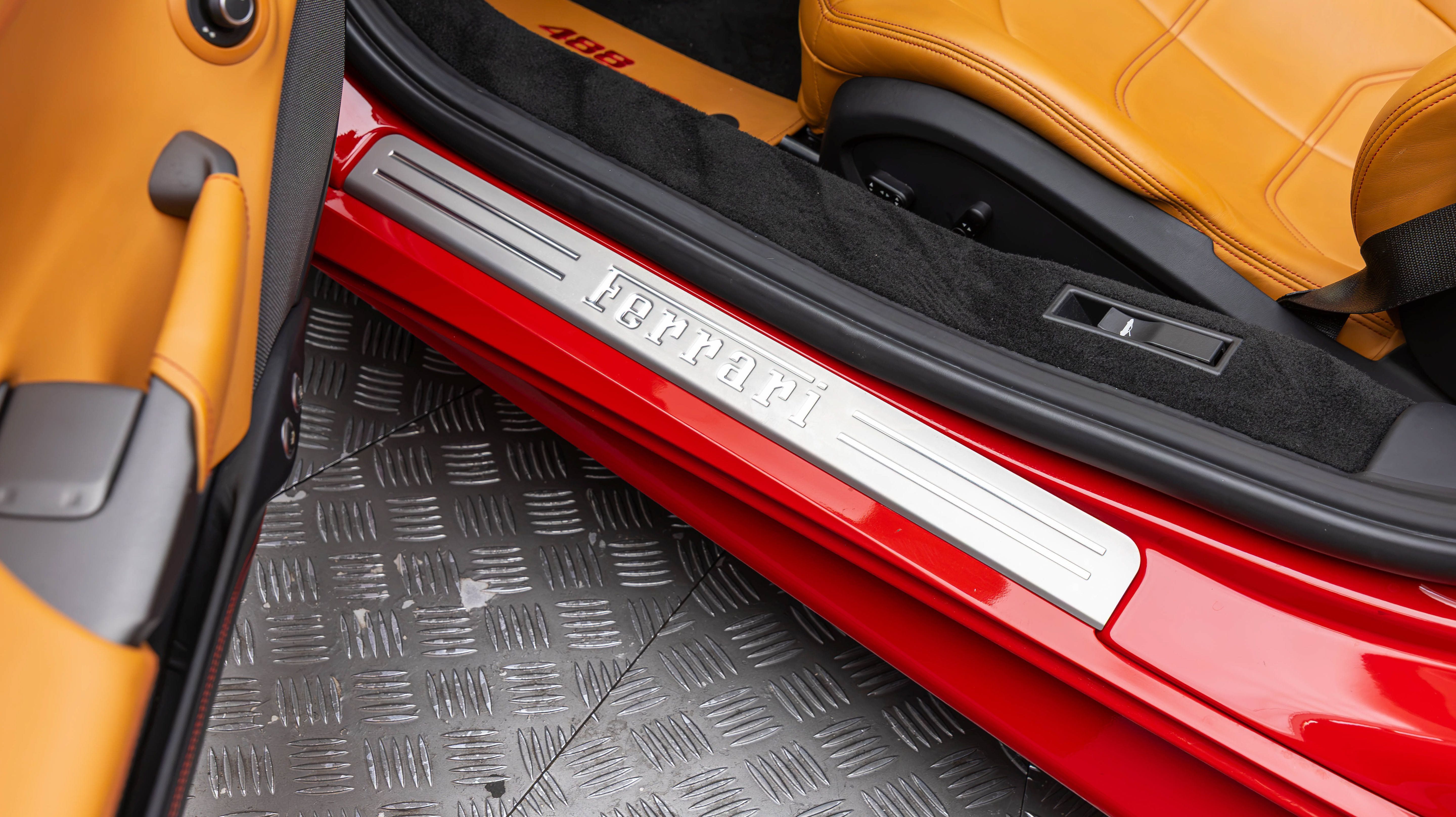Certified 2019 Ferrari 488 Spider RWD image 15