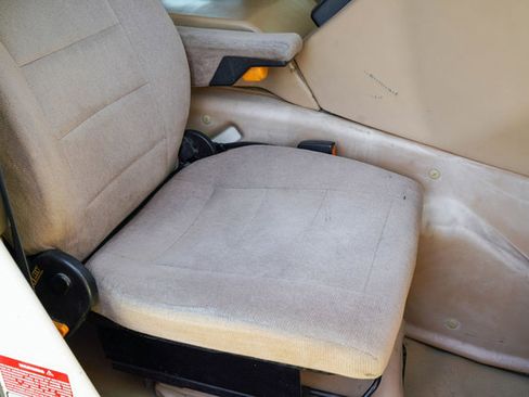 Used 1995 HUMMER H1 4-Door Wagon image 61