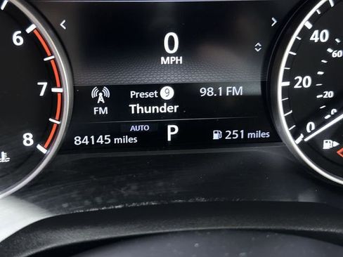 Used 2023 Nissan Rogue SV AWD/4WD image 12