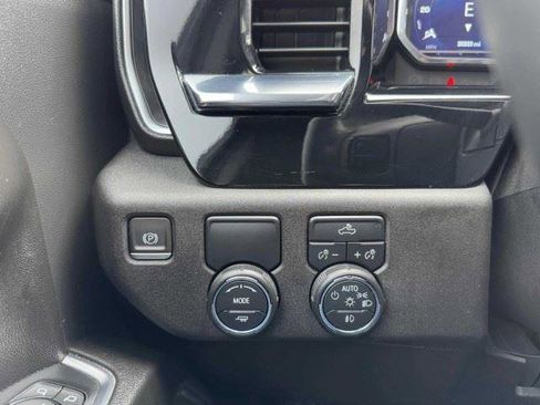 Used 2023 Chevrolet Silverado 1500 RST RWD image 26