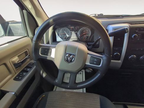 Used 2011 RAM 1500 Classic SLT image 12
