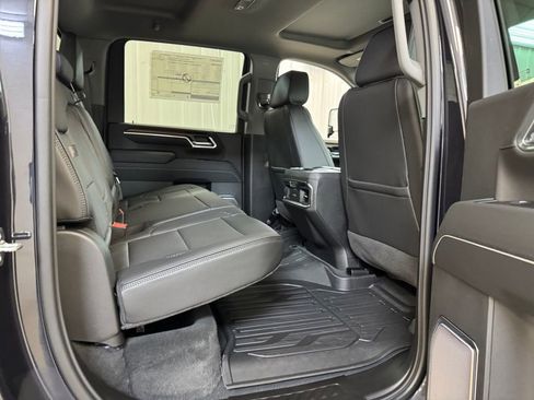 New 2026 GMC Sierra 3500 Denali w/ Denali Reserve Package image 25