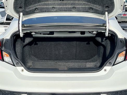 Used 2018 Honda Civic LX-P image 24