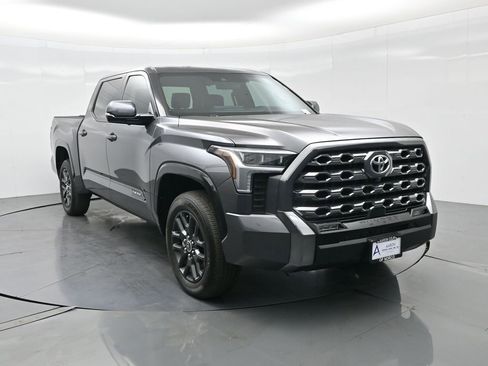 Used 2023 Toyota Tundra Platinum image 4