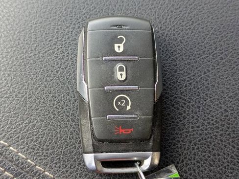 Used 2019 RAM 1500 Big Horn image 39