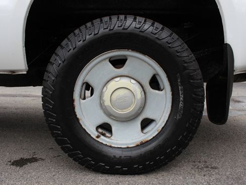 Used 2005 Ford F250 XLT image 36