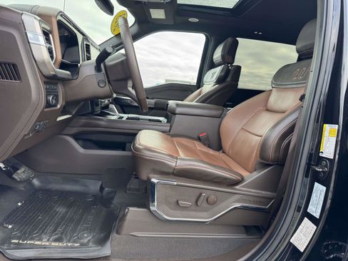 Used 2023 Ford F450 King Ranch w/ Chrome Package image 18