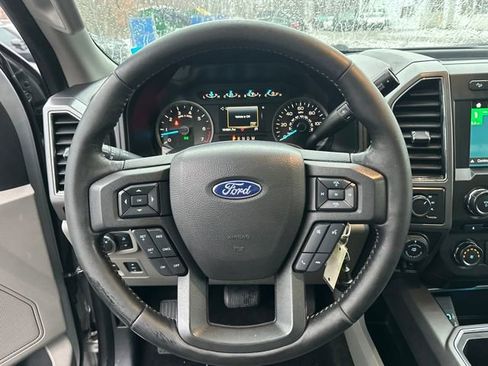 Used 2018 Ford F150 XLT w/ Equipment Group 302A Luxury image 18