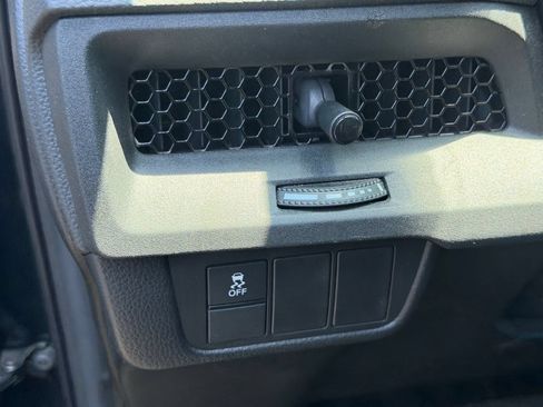 Used 2023 Honda CR-V Sport image 11