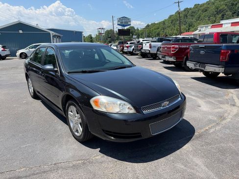 Used 2012 Chevrolet Impala LT w/ LT Sunroof Package FWD image 3