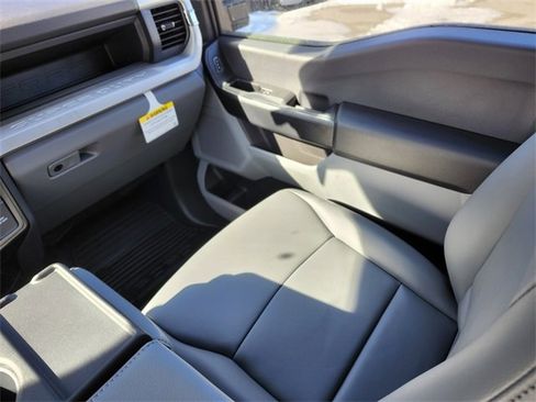 New 2025 Ford F550 4x4 SuperCab Super Duty w/ XL Chrome Package image 13