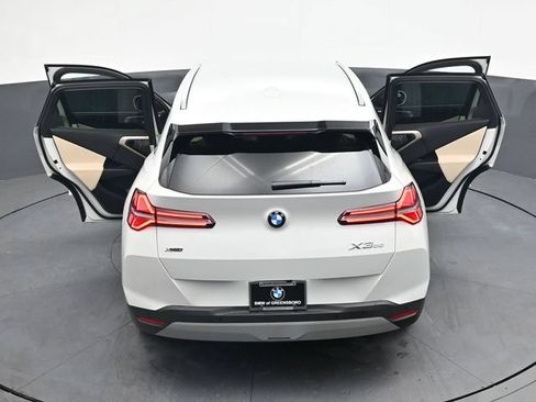 Used 2025 BMW X3 xDrive30i w/ M Sport Package AWD/4WD image 39
