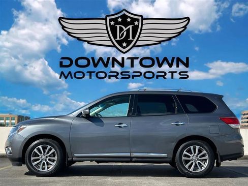 Used 2015 Nissan Pathfinder SL w/ SL Tech Package image 6