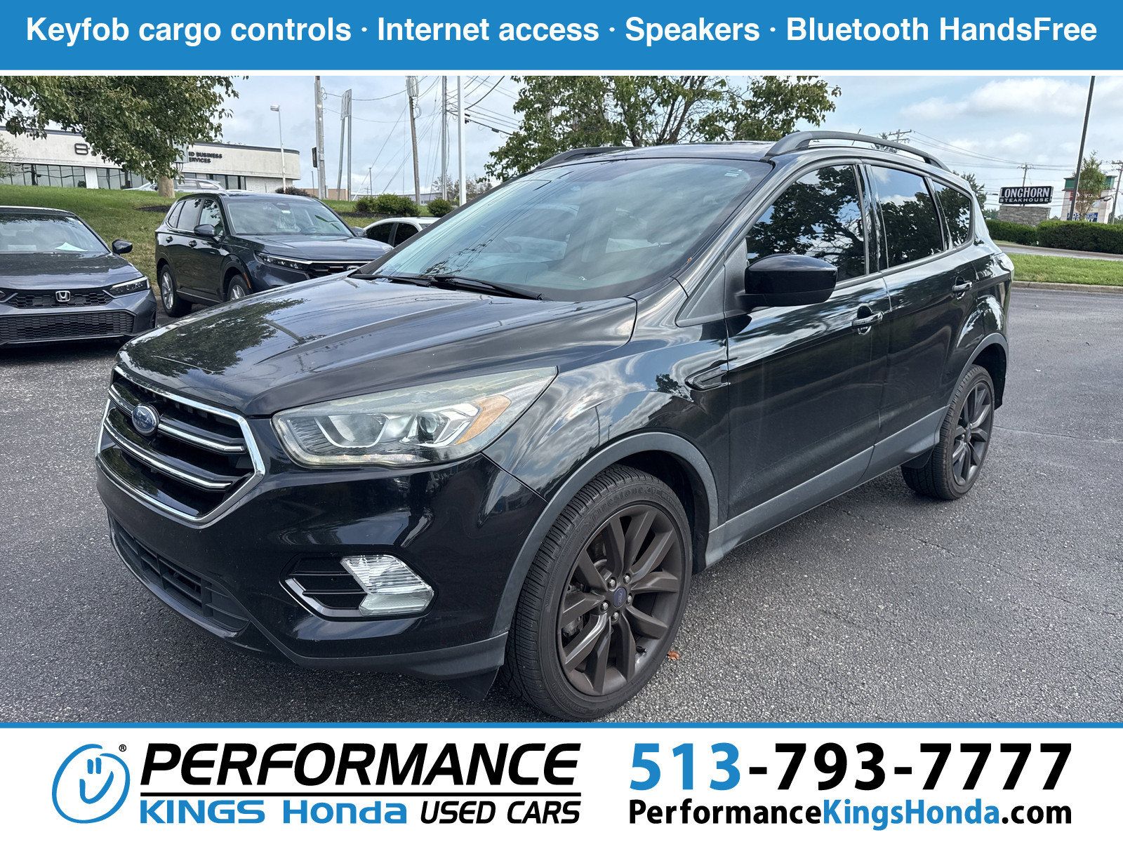 Used 2017 Ford Escape SE w/ SE Sport Appearance Package AWD/4WD image 1