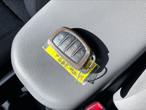 Used 2019 Hyundai Ioniq Blue image 5