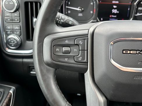 Used 2023 GMC Sierra 2500 Denali image 18