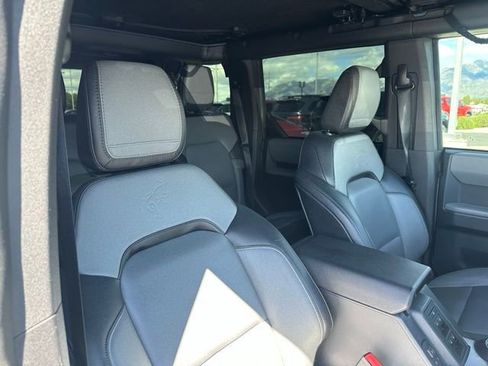 Used 2024 Ford Bronco Everglades AWD/4WD image 18