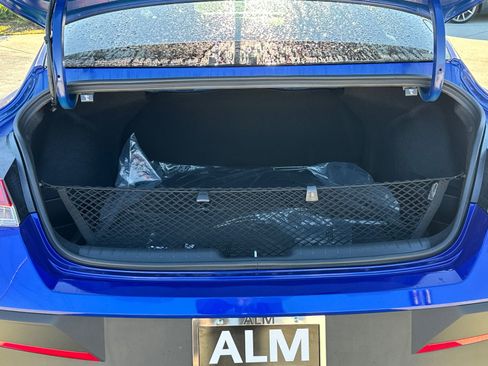 Certified 2025 Hyundai Elantra Sport image 18