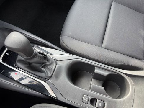 Used 2024 Toyota Corolla LE FWD image 36