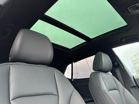 New 2025 Audi Q8 Premium Plus image 15