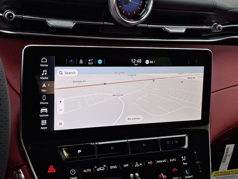 New 2026 Maserati Grecale Modena image 13