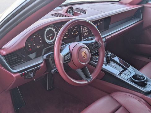 Used 2021 Porsche 911 Carrera S image 4