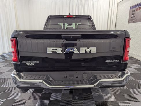 Used 2025 RAM 1500 Big Horn AWD/4WD image 10