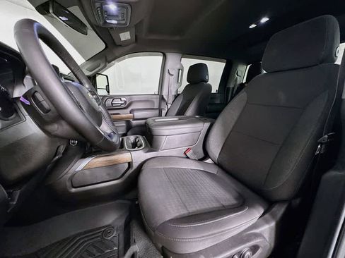 Used 2022 Chevrolet Silverado 2500 LT w/ Convenience Package AWD/4WD image 12