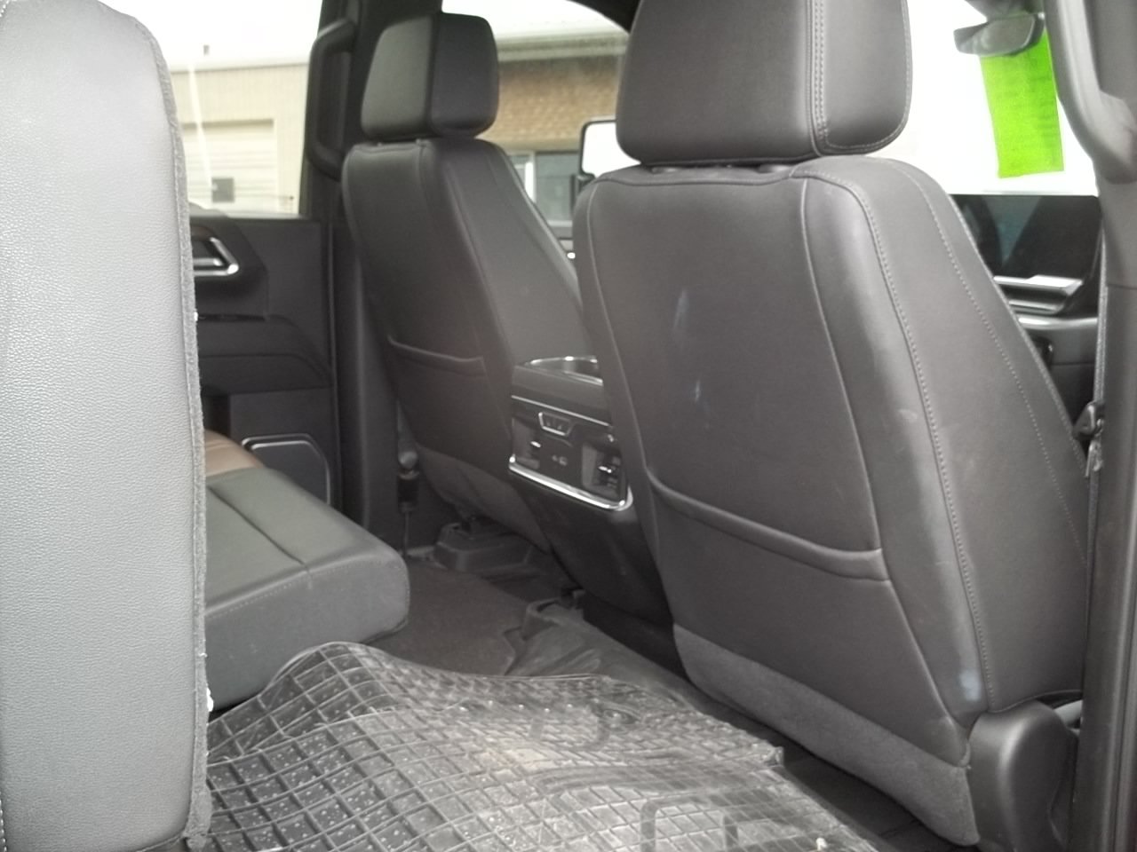 Used 2024 Chevrolet Silverado 2500 High Country w/ High Country Premium Package AWD/4WD image 12