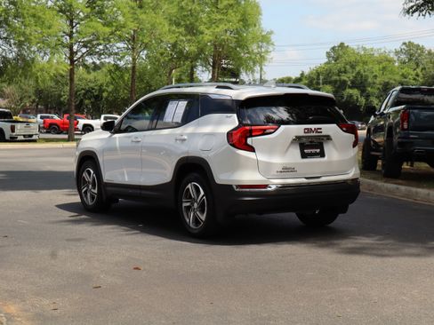 Used 2021 GMC Terrain SLT w/ LPO, Floor Liner Package FWD image 7