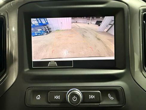 Used 2022 Chevrolet Silverado 1500 W/T AWD/4WD image 22