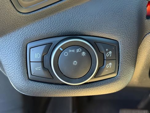 Used 2017 Ford Escape SE AWD/4WD image 27