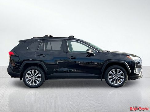 Certified 2023 Toyota RAV4 XLE Premium FWD image 8