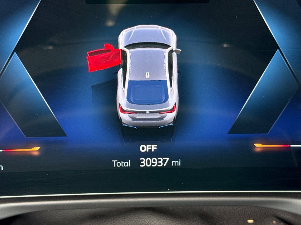 Certified 2024 BMW i4 eDrive40 w/ Premium Package RWD image 29