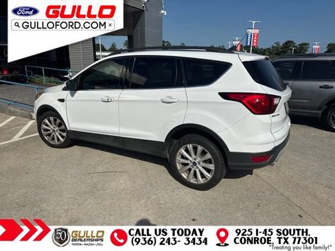 Used 2019 Ford Escape SEL FWD image 4