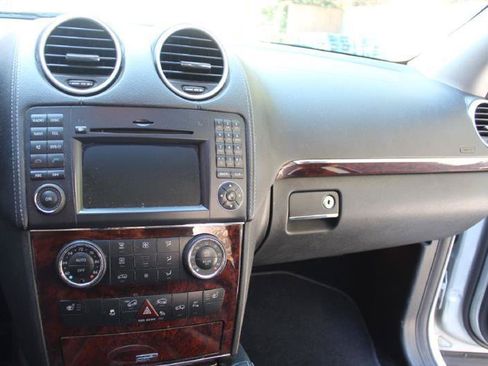 Used 2012 Mercedes-Benz GL 450 450 4MATIC image 19