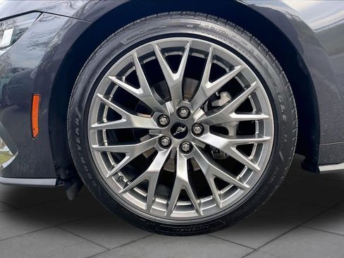 Used 2024 Ford Mustang Premium image 10