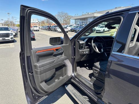 Used 2023 GMC Sierra 1500 Denali AWD/4WD image 11