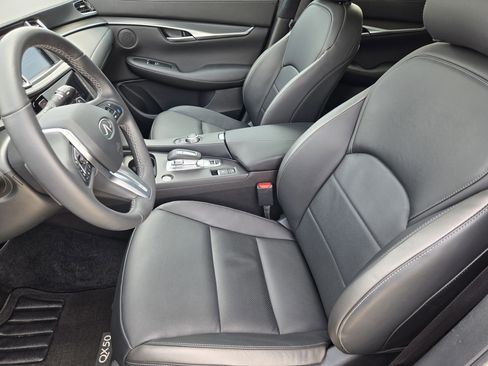 Used 2025 INFINITI QX50 Luxe AWD/4WD image 9