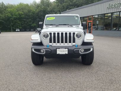 Used 2023 Jeep Wrangler Unlimited Sahara w/ Cold Weather Group