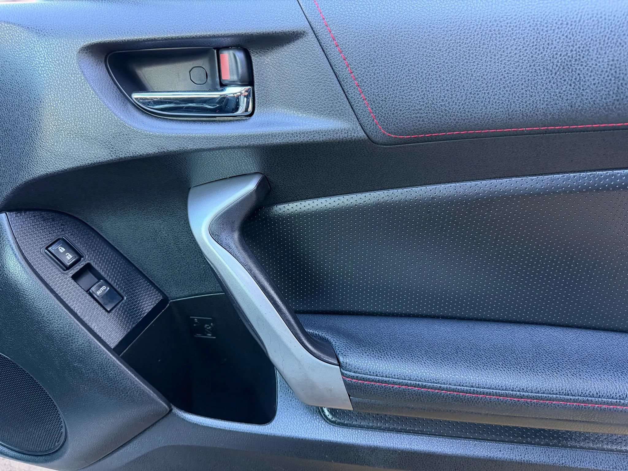 Used 2013 Scion FR-S RWD image 12