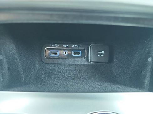 Used 2018 Jeep Grand Cherokee Altitude AWD/4WD image 25