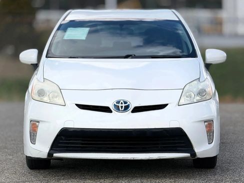Used 2013 Toyota Prius Two FWD image 5