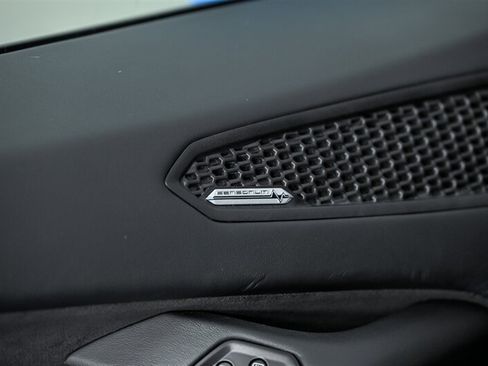 Used 2021 Lamborghini Huracan EVO RWD image 14