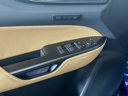 Used 2025 Lexus NX 250 FWD w/ Accessory Package (Z1) image 15