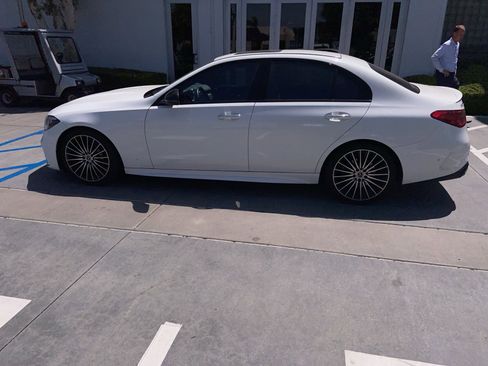 Used 2022 Mercedes-Benz C 300 Sedan image 16