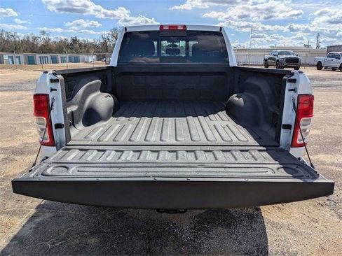 Used 2022 RAM 2500 Tradesman image 13